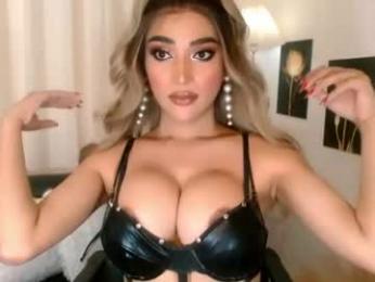 sierra_cox webcam model stream image