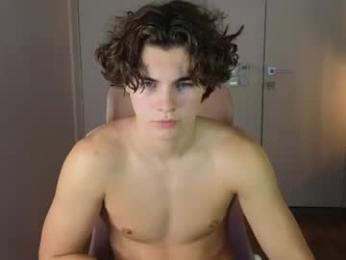 whiteskyy_ webcam model stream image