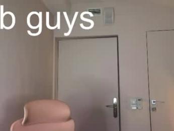 whiteskyy_ webcam model stream image