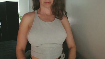 LoVe_On webcam model stream image