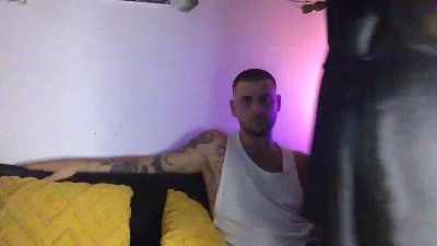 MalunaMoon webcam model stream image