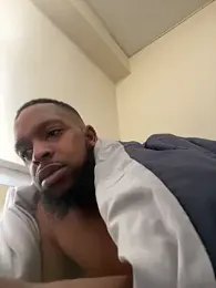 tugga28 webcam model stream image
