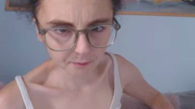 cleophee webcam model stream image