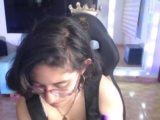 Lilii Gomez webcam model stream image