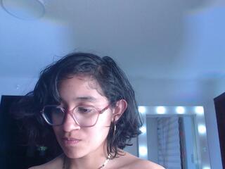 Lilii Gomez webcam model stream image