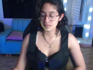 Lilii Gomez webcam model stream image