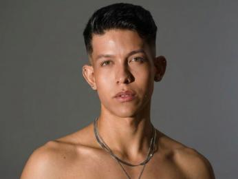 LeisanFox webcam model stream image