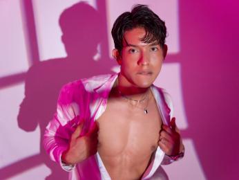 LeisanFox webcam model stream image