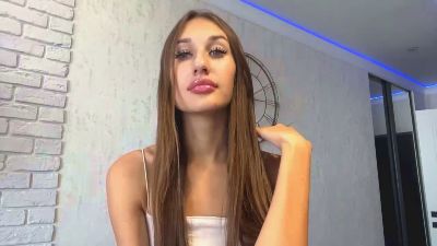 EmeliaFranzel webcam model stream image