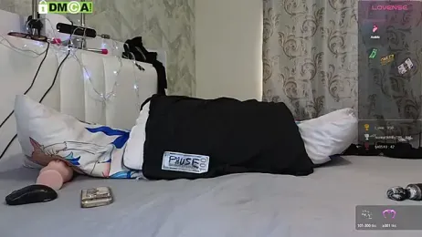 KawaiiNullify webcam model stream image