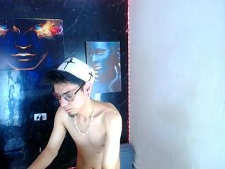 Neo Vance webcam flirt4free model stream image