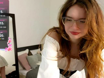 SonyaGlen webcam model stream image