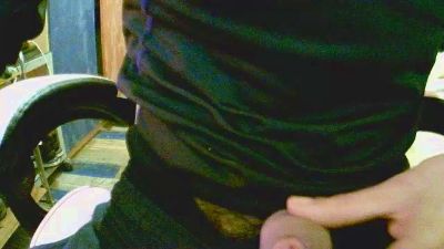 Guill94mo webcam model stream image