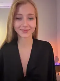 LunaRase webcam model stream image