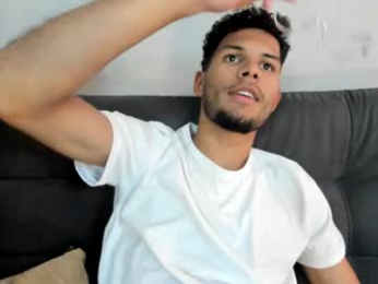 mialuxx webcam chaturbate model stream image