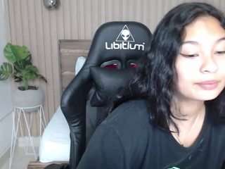 melody-flowers webcam model stream image