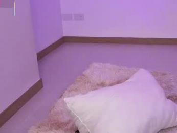 aisha_grace webcam model stream image
