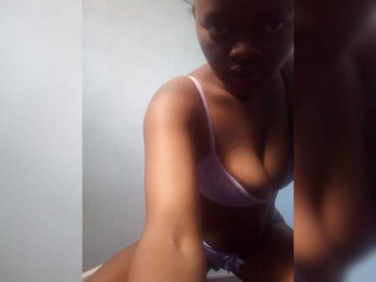 Hornygal2 webcam model stream image
