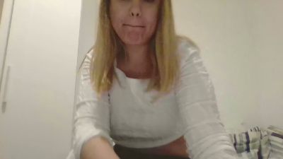 susixxx4u webcam cam4 model stream image