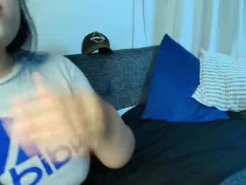 thaisadara24 webcam chaturbate model stream image