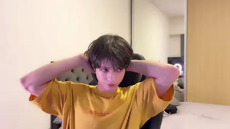SasukeUhchiaa webcam model stream image