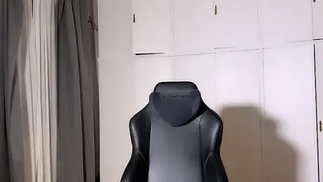 SasukeUhchiaa webcam model stream image