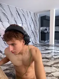 oliver_Lz webcam model stream image