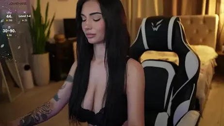 LindaWarners webcam model stream image