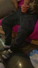 tobi332 webcam model stream image