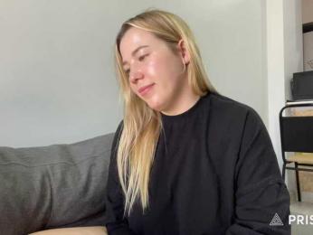 AlyraSun webcam model stream image