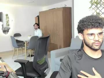 chrisandrew_ webcam model stream image