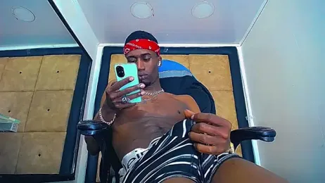 Felinneblackcock0x webcam model stream image