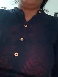 Hot-Shivani webcam model stream image