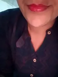 Hot-Shivani webcam model stream image