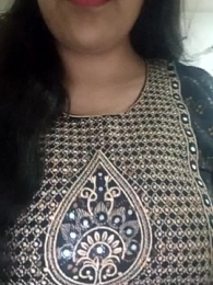 Hot-Shivani webcam model stream image