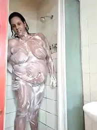 Foxybaby420 webcam model stream image