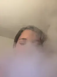 LilliMaee webcam stripchat model stream image