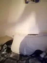 k1oudE webcam model stream image