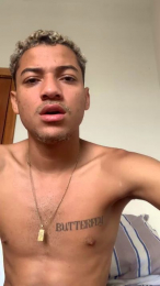 Gustavoalves22 webcam model stream image
