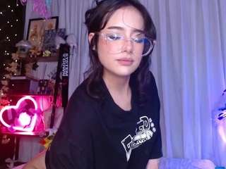 laralittle webcam model stream image