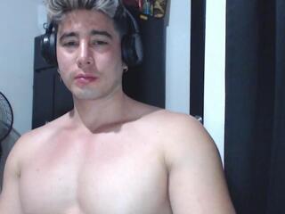 Miguel G webcam model stream image