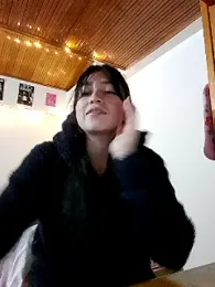 Arielle_lov webcam model stream image