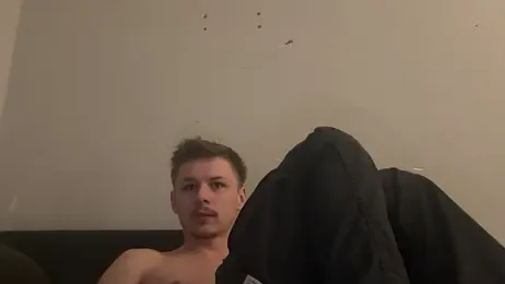 Lucas328706 webcam model stream image