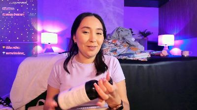 AlyssaJoness webcam model stream image