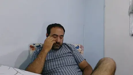 dark-look webcam model stream image