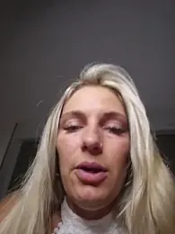 Ly_die webcam model stream image