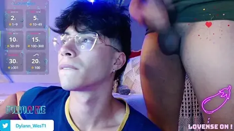 COUPLEHOTTDF webcam model stream image