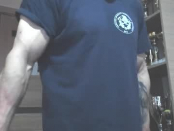 carin_the_body webcam model stream image