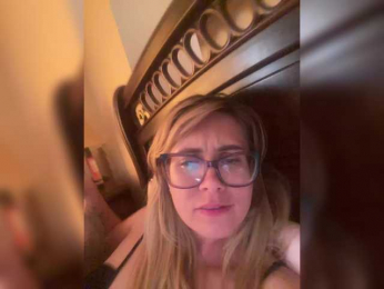 Elegant00Girl webcam model stream image