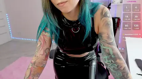 QueenAliceX webcam model stream image